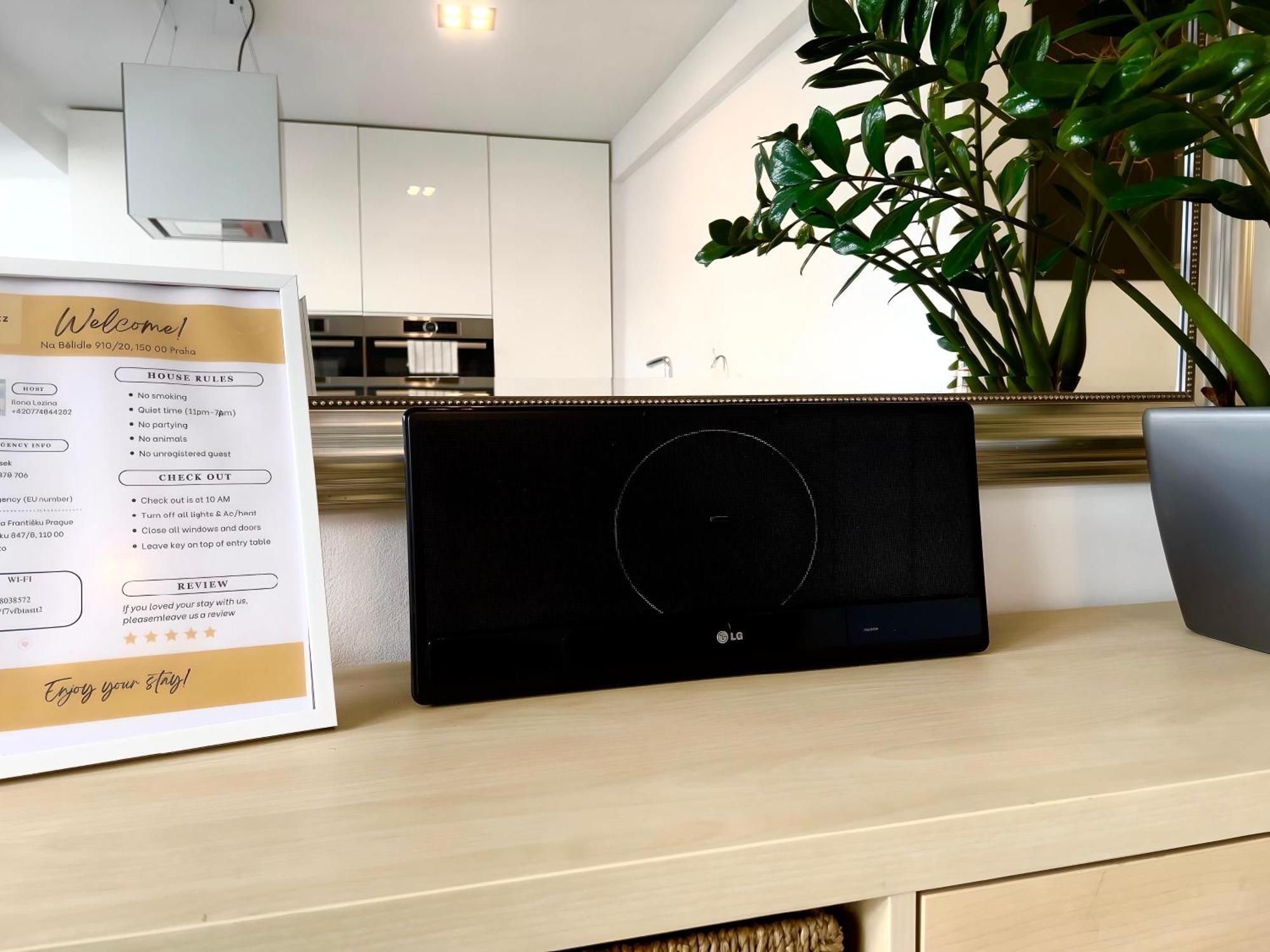 פראג Modaloft Duplex By Rentez מראה חיצוני תמונה